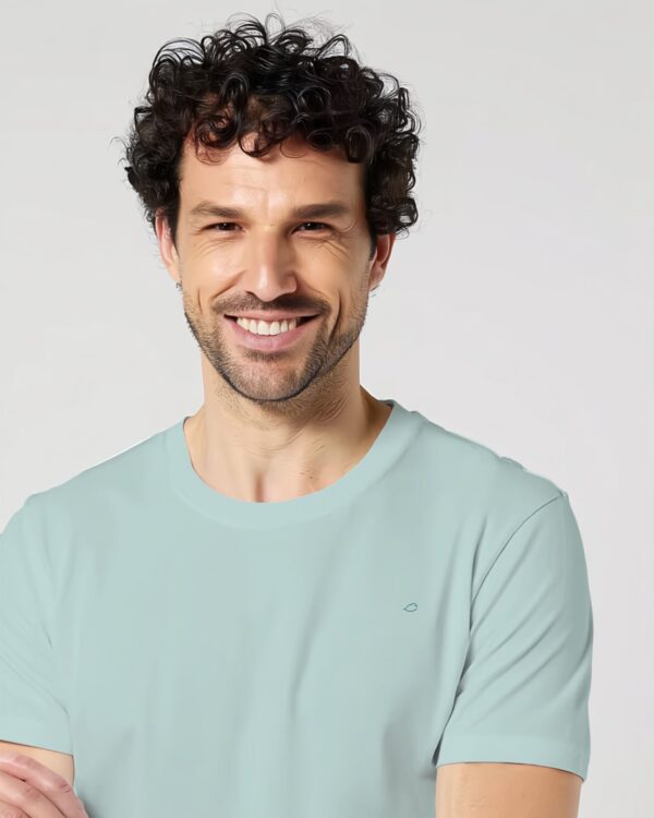 Camiseta unisex - Bordado nube fins al cel - Posidonia - color Azul| Turquesa - 25 - Imagen 3