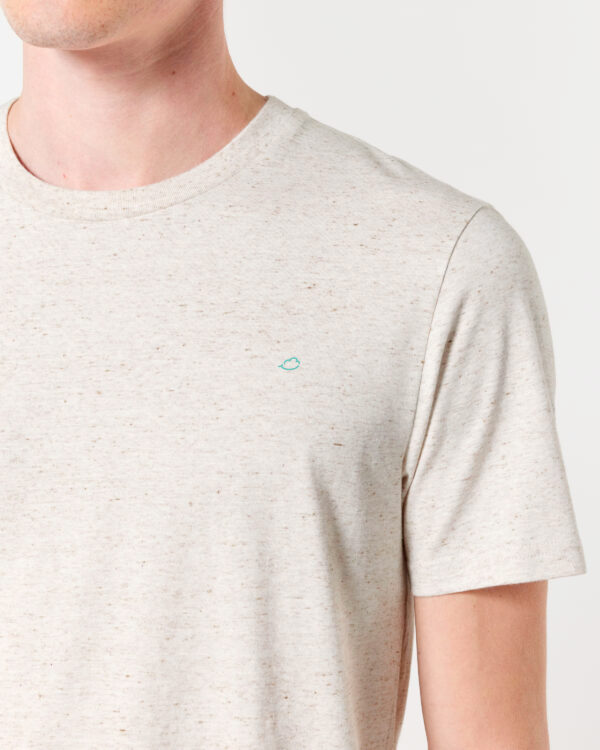 Camiseta jaspeada unisex - Bordado nube fins al cel - Posidonia - color Negro| Gris - 32 - Imagen 4